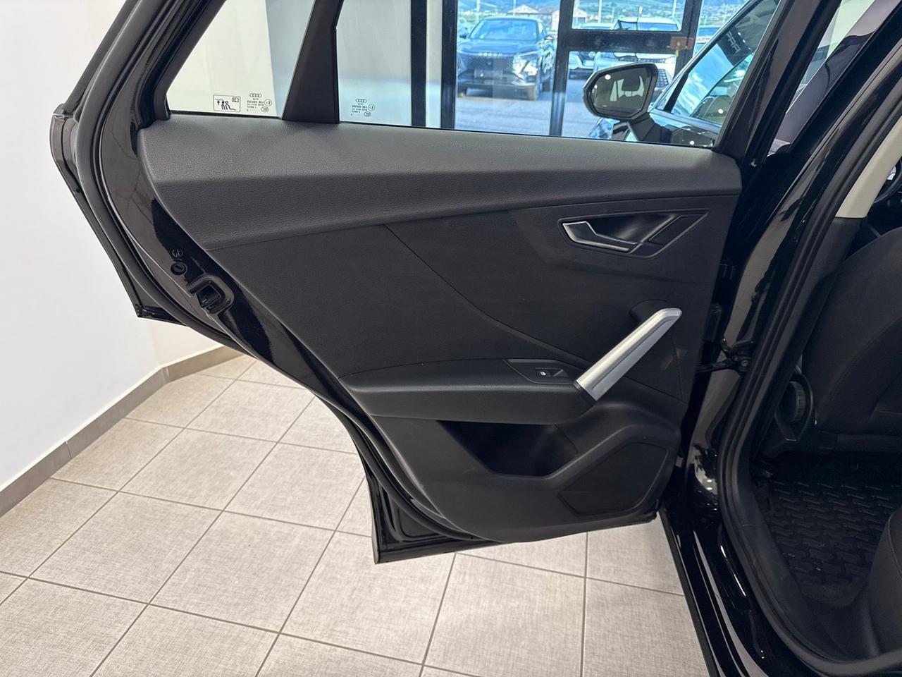 Audi Q2 30 TDI S tronic Design 2019