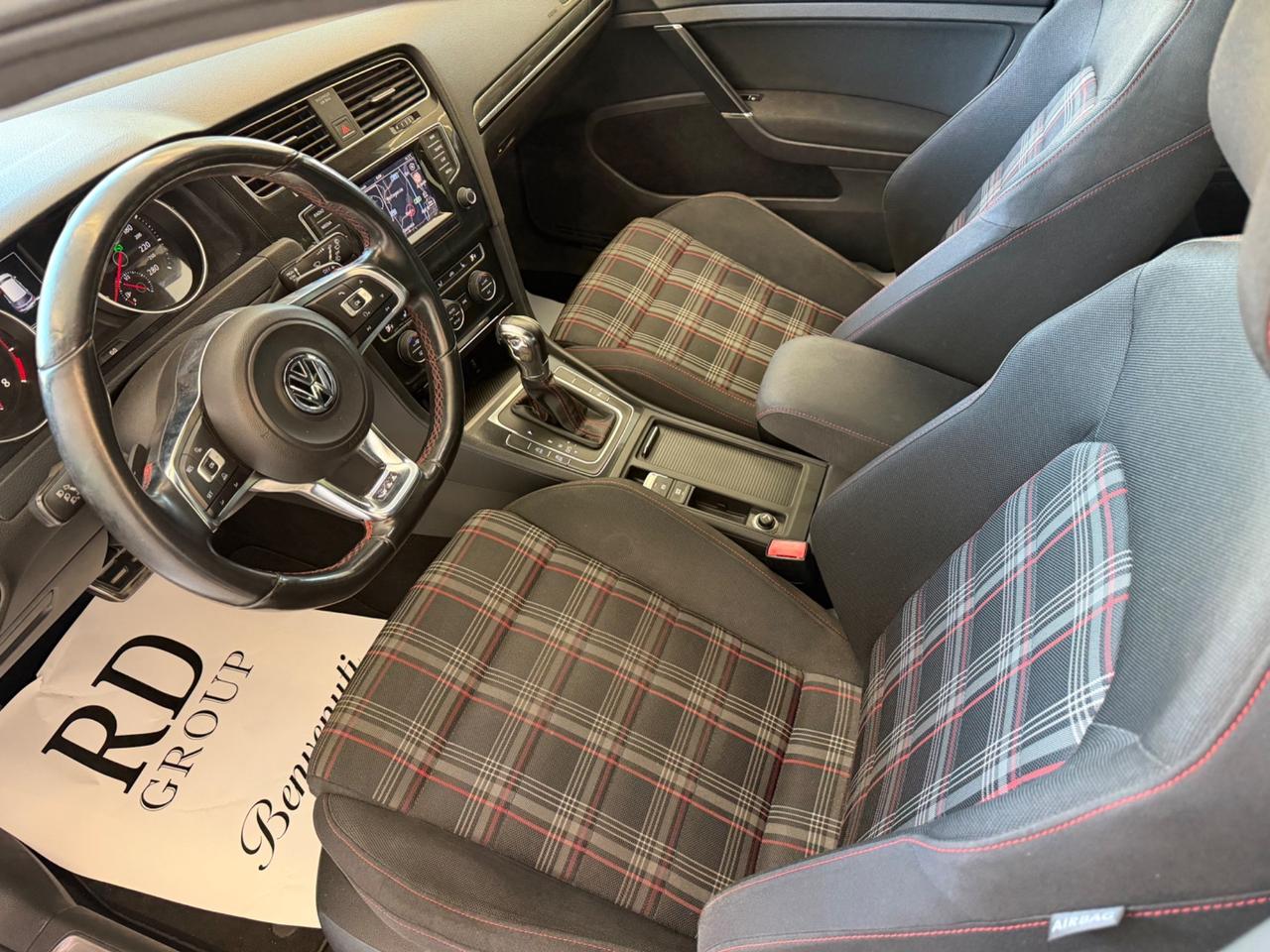 Volkswagen Golf GTI DSG 220CV AUTOMATICA SCARICO SPORTIVO