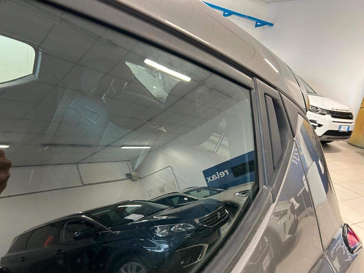 Lancia Ypsilon PLATINO 1.0 FireFly Hybrid SPOTICAR