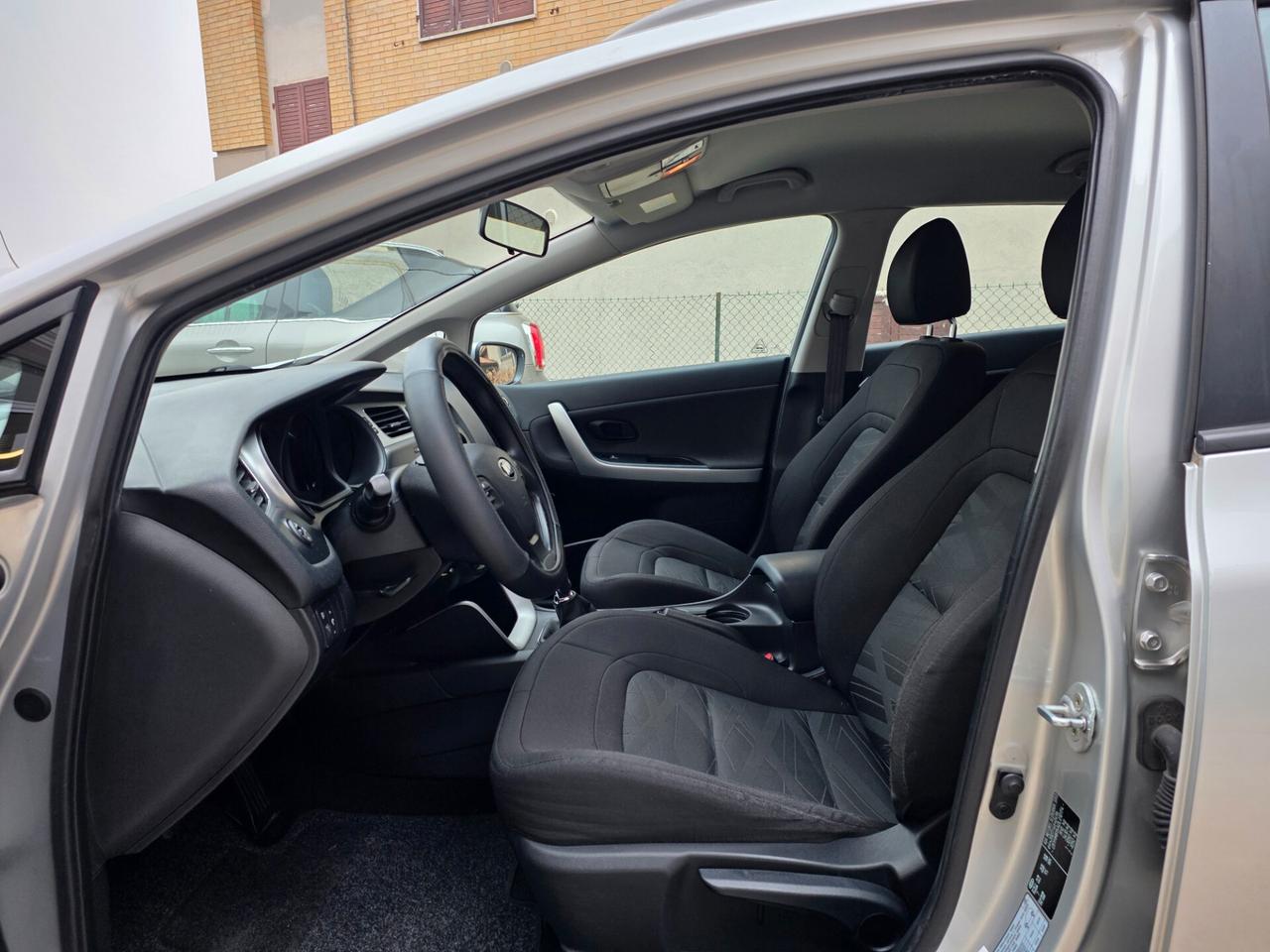 Kia Ceed cee'd 1.4 CRDi SW Active