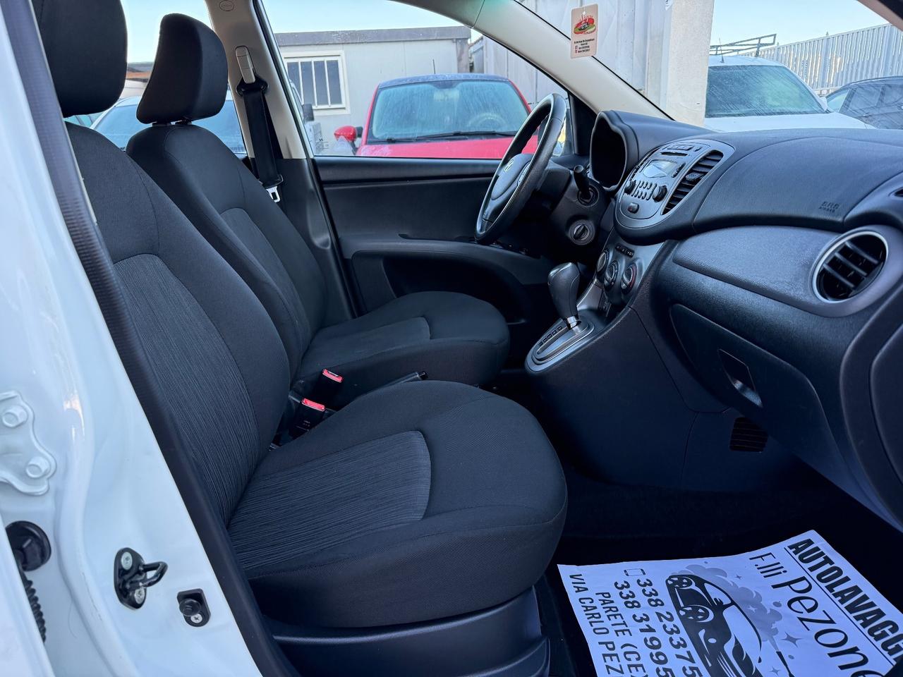 Hyundai i10 1.1 Cambio Automatico