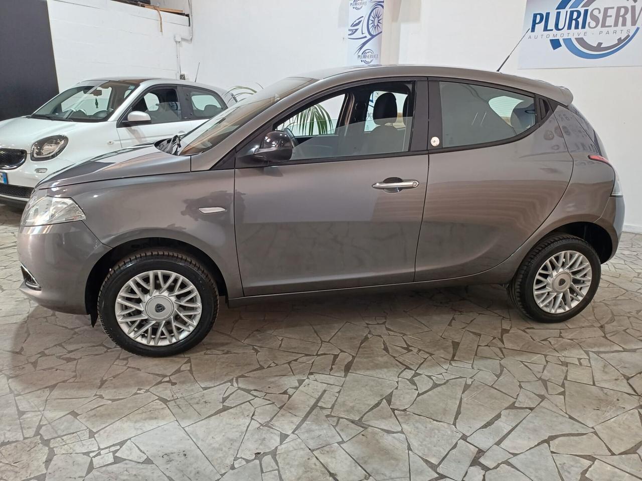 Lancia Ypsilon Benzina 0.9 twinair Metano - 2014