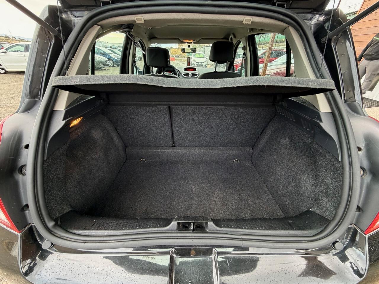 RENAULT Clio 1.5 dCi 5 porte NEOPAT. CERTIFICATA