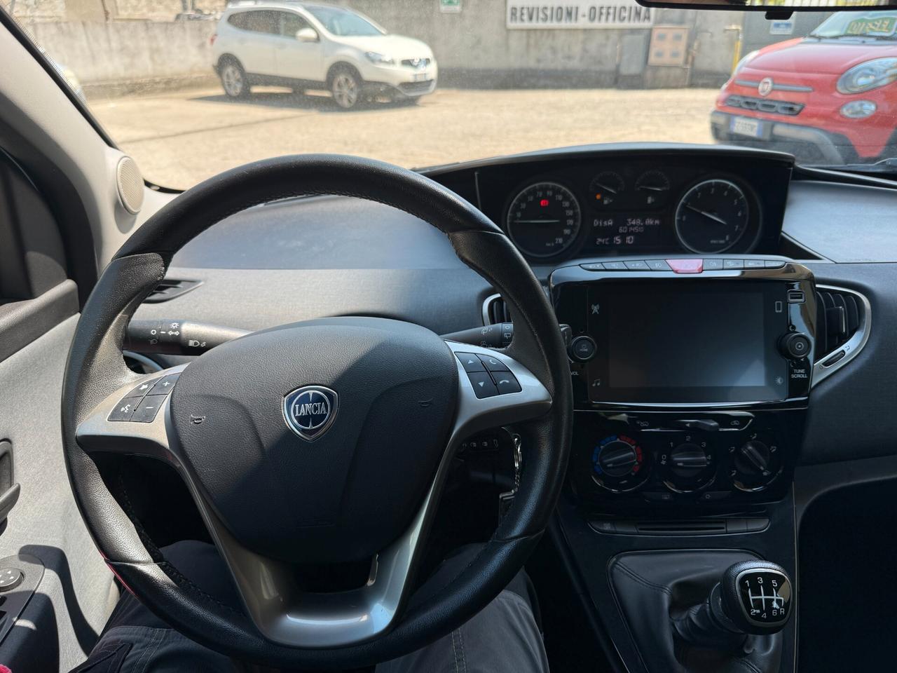 Lancia Ypsilon 1.0 FireFly 5 porte S&S Hybrid Gold