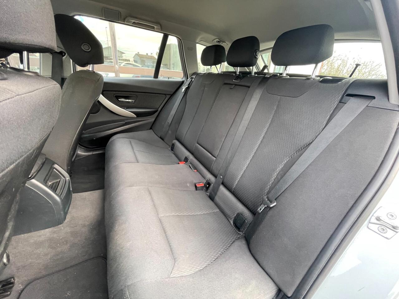 Bmw 318d Touring Business aut. 2014