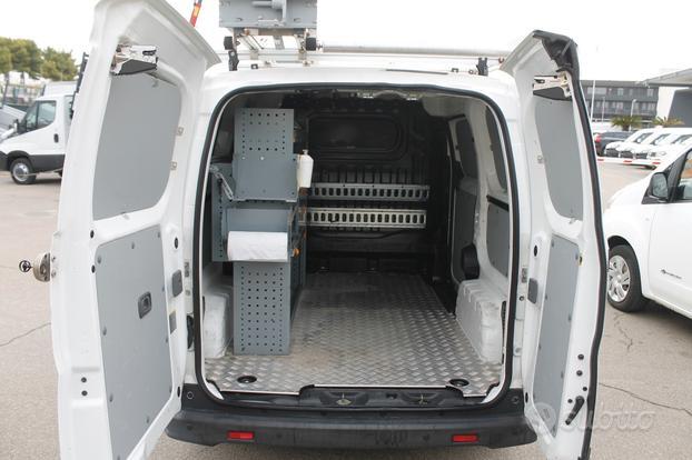 Nissan e-nv200 elettrico furgone attrezzati
