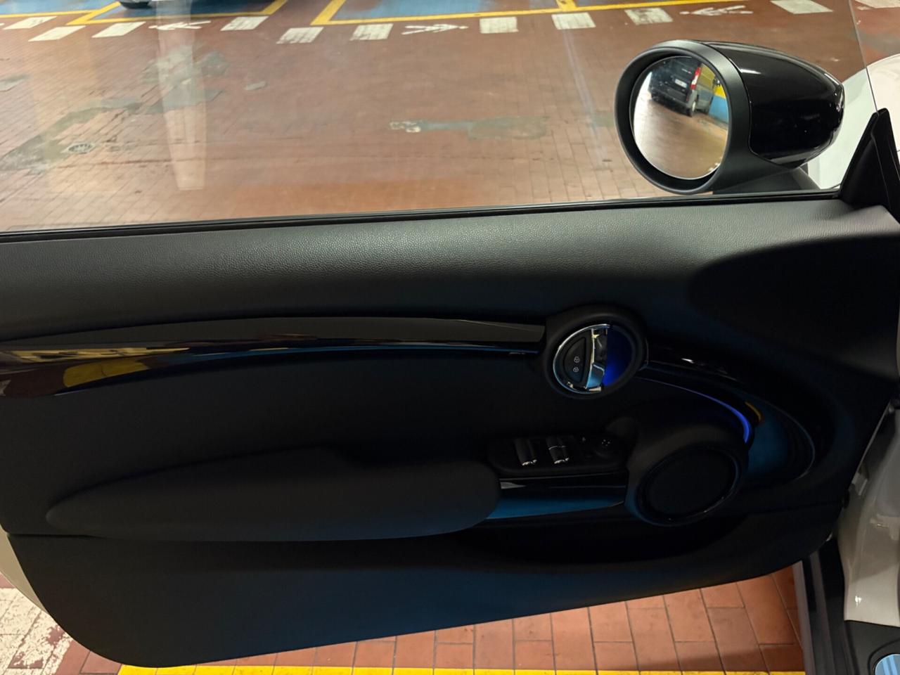 Mini 1.5 Cooper Resolute Cabrio