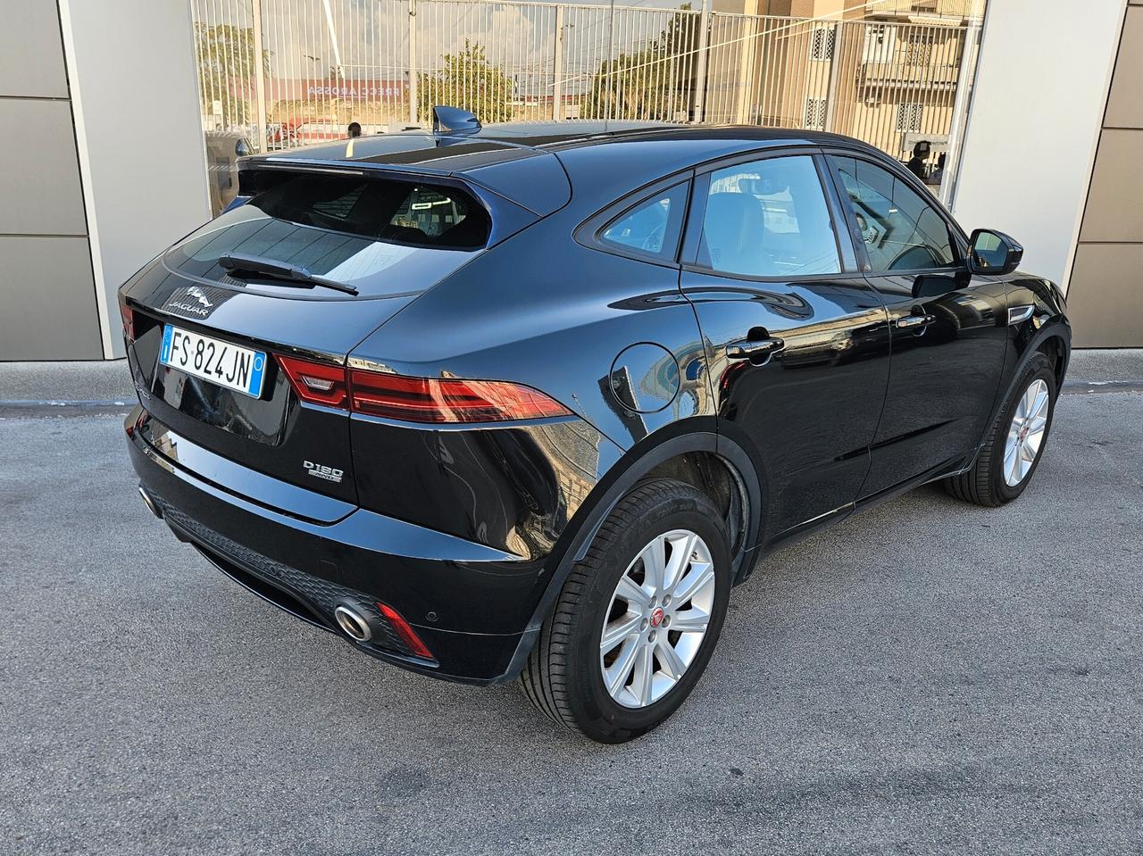 Jaguar E-Pace 2.0D 180 CV AWD aut. R-Dynamic