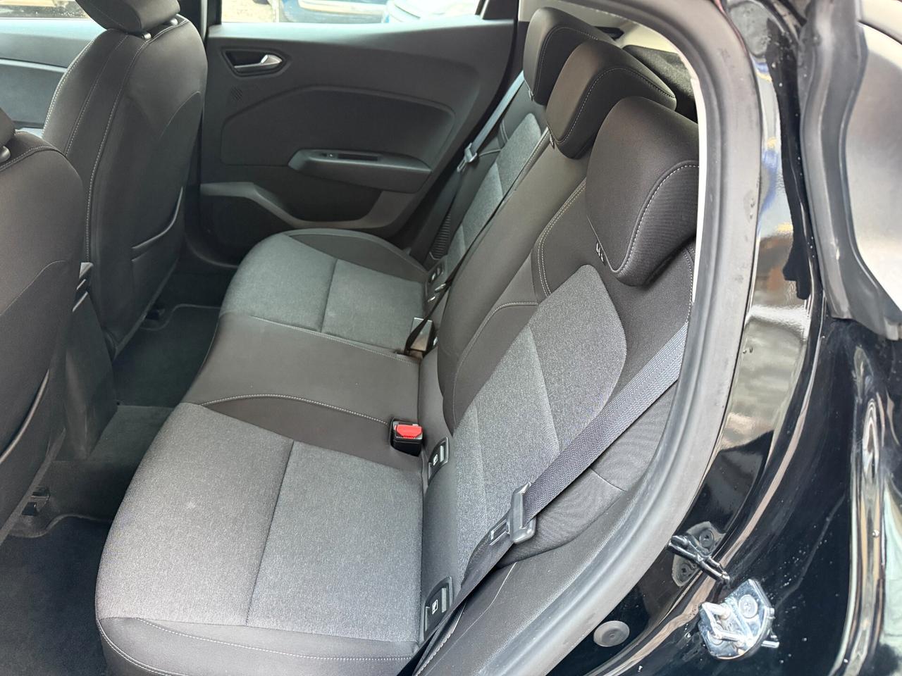 Renault Clio Full Hybrid E-Tech 145 CV 5 porte R.S. Line automatica