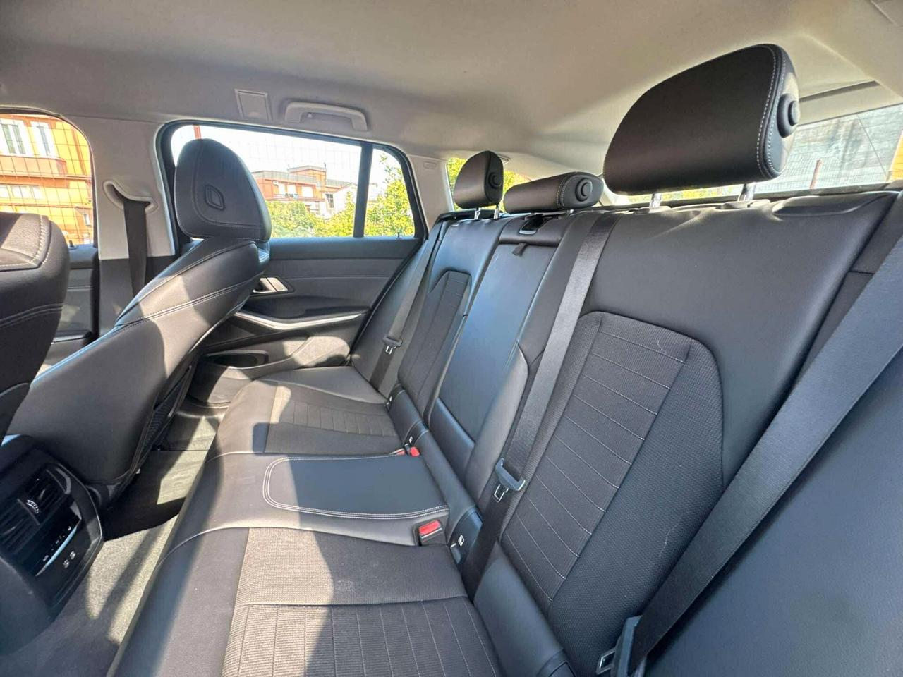Bmw 330 330e xDrive Sport-2021