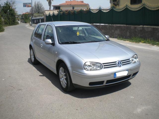 VOLKSWAGEN Golf 1.6 16V cat 5 porte Comfortline