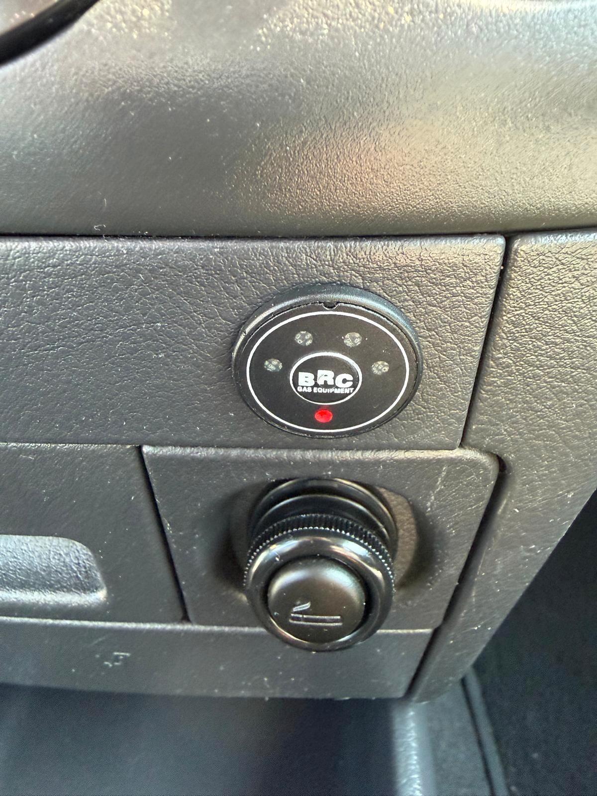 Chevrolet Aveo 1.2 5P. LT GPL