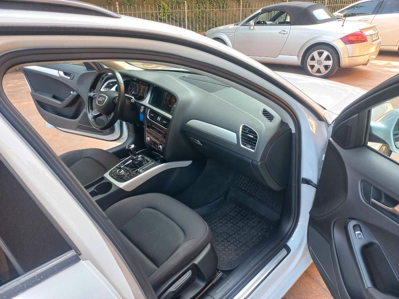 Audi A4 Avant 2.0 TDI 150 CV clean diesel quattro Business Plus