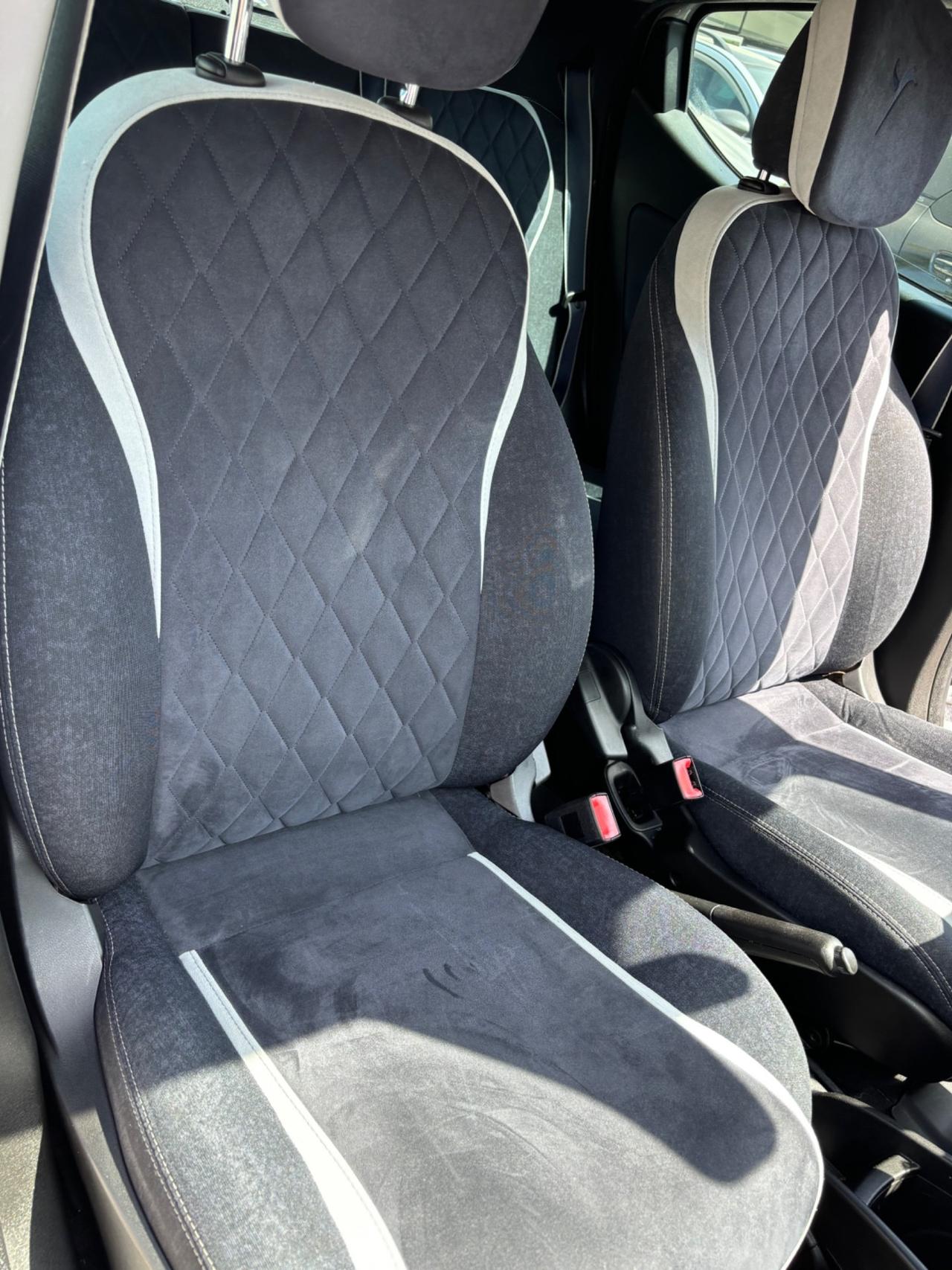LANCIA YPSILON GPL ECOCHIC MYA FULL OPT