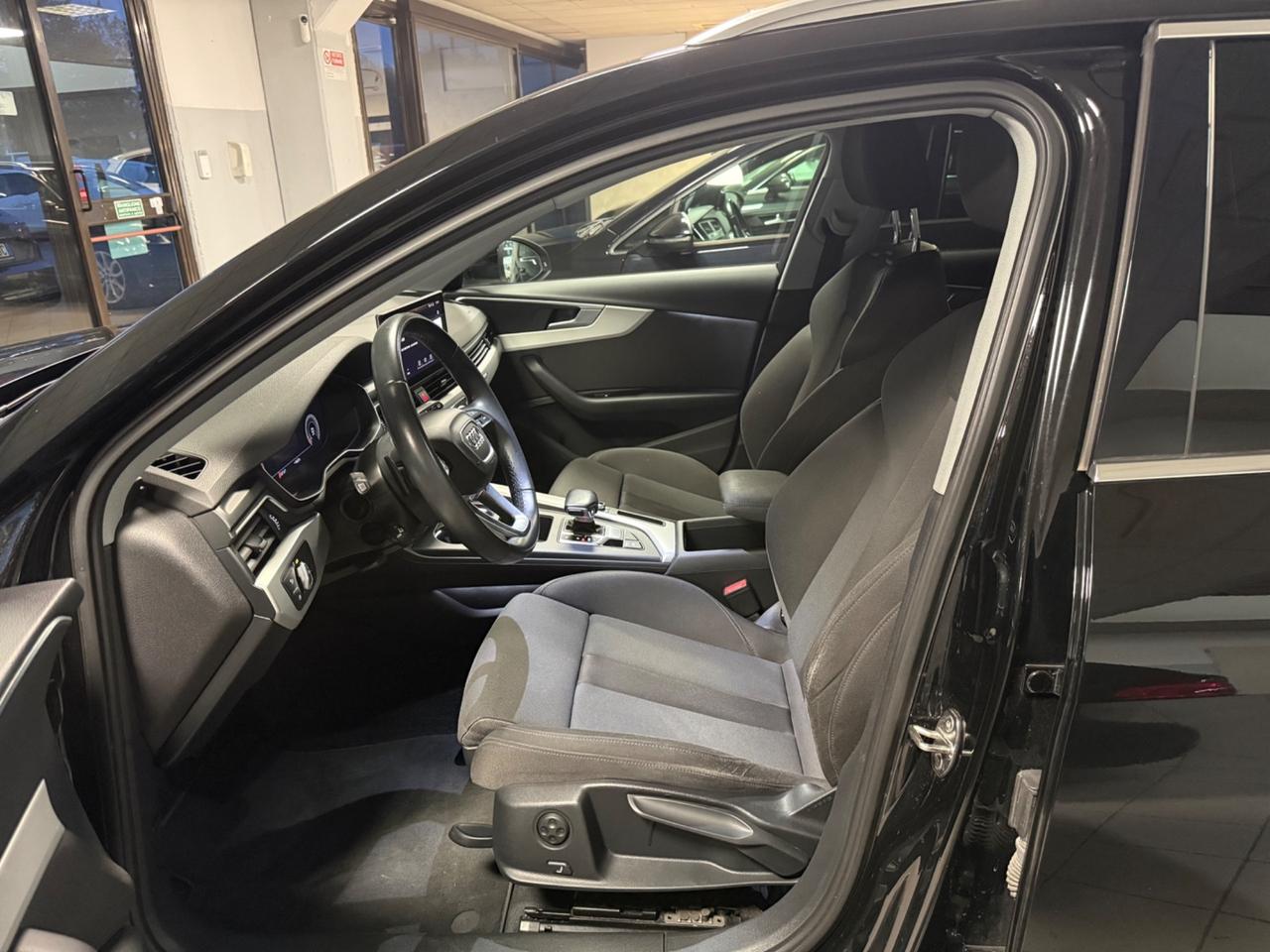 Audi A4 40 2.0TDI mhev quattro S tronic Business advanded