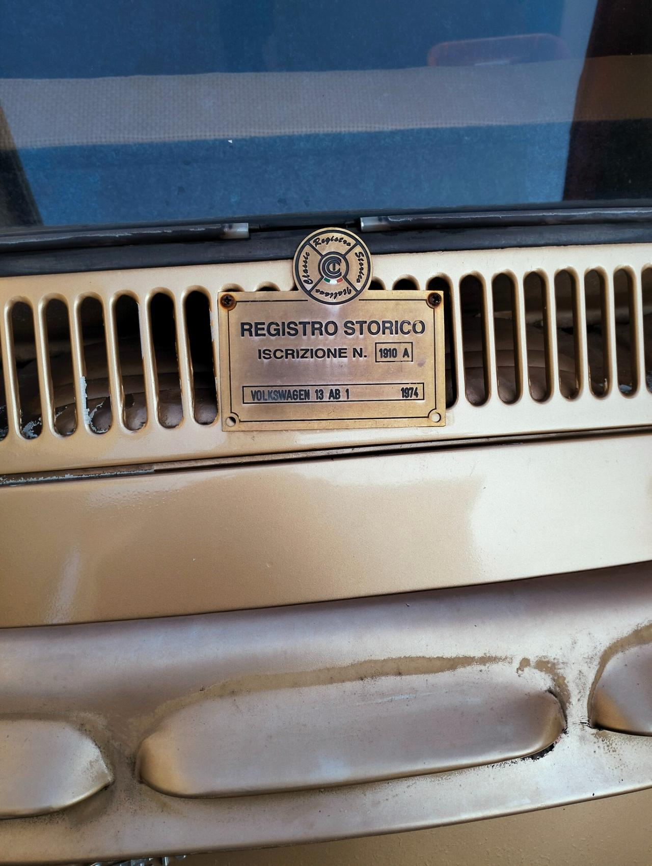 Volkswagen Maggiolone 1303 berlina