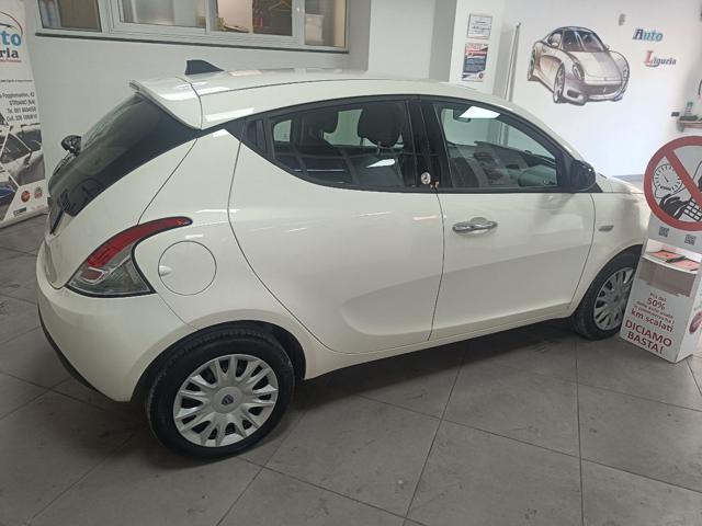 LANCIA Ypsilon 1.2 69 CV 5 porte GPL Ecochic Silver