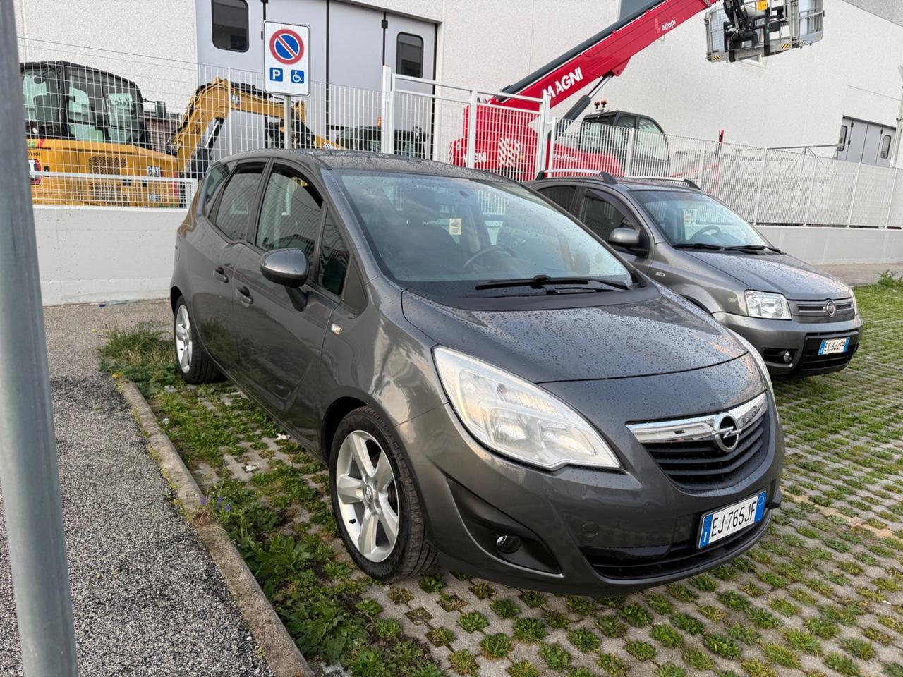 Opel Meriva 1.4 100CV Cosmo