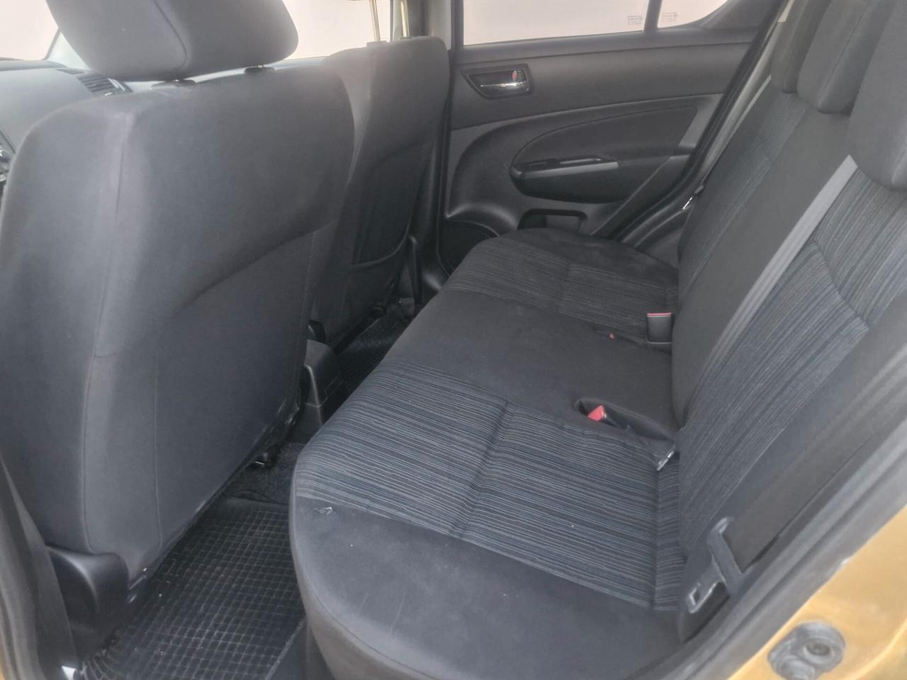 Suzuki Swift 1.3 DDiS 5porte full optional 2016