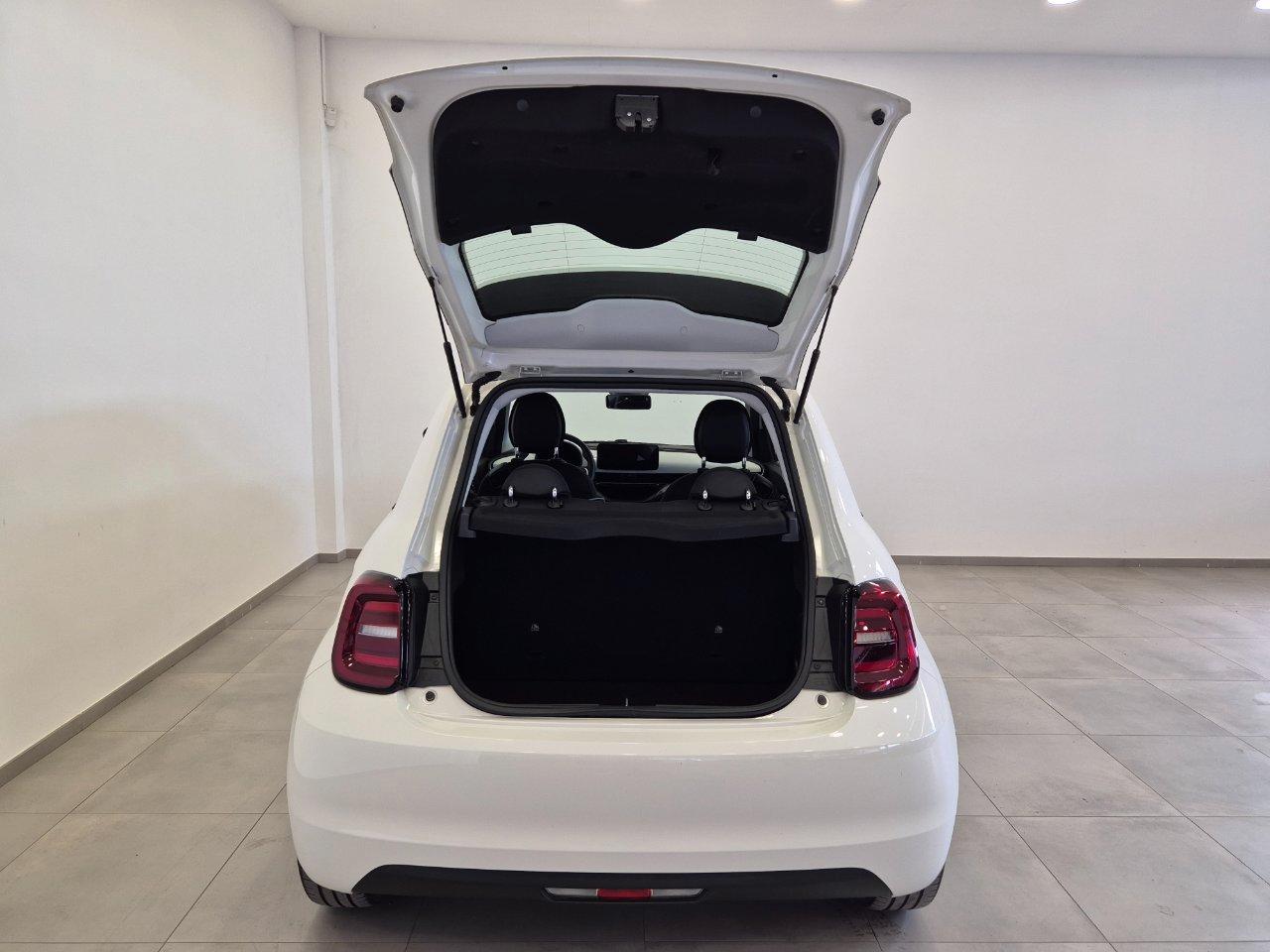 Fiat 500e 42 kWh Action Plus IN PROMO - NEOPATENTATI
