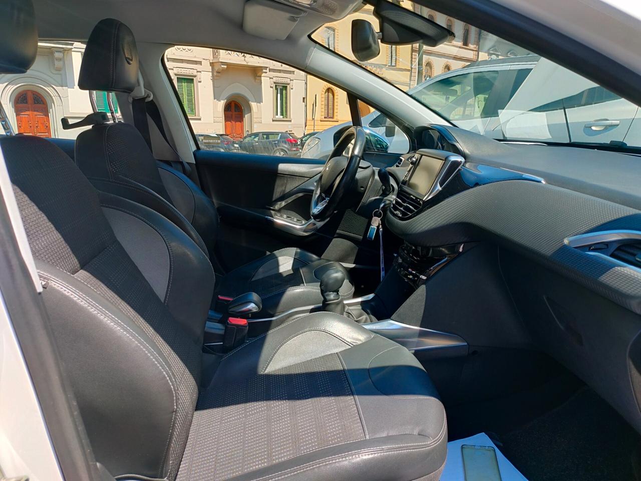 Peugeot 2008 PureTech 82 Allure