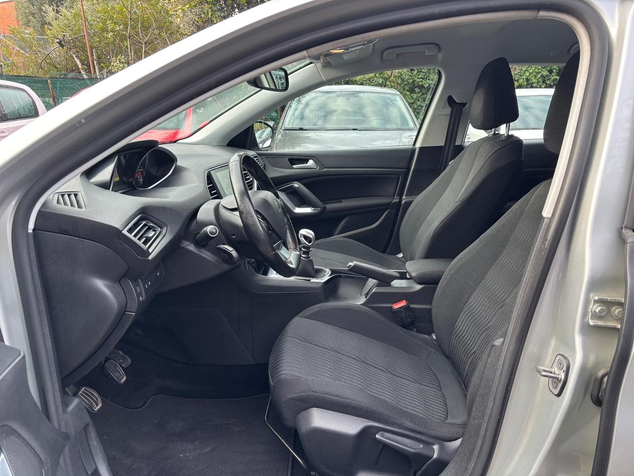 Peugeot 308 HDI 120CV SW OK NEOPATENTATI