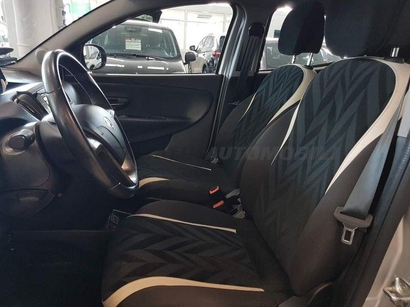 Lancia Ypsilon Ypsilon 1.2 Gold 69cv