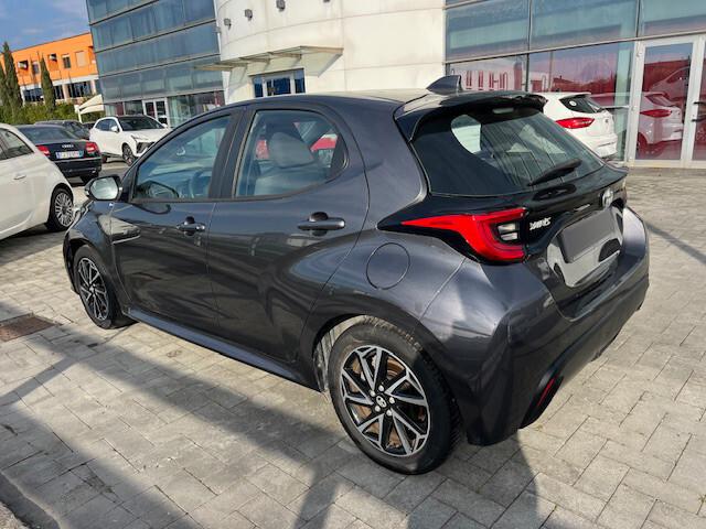 Toyota Yaris 1.5 Hybrid 5 porte Trend