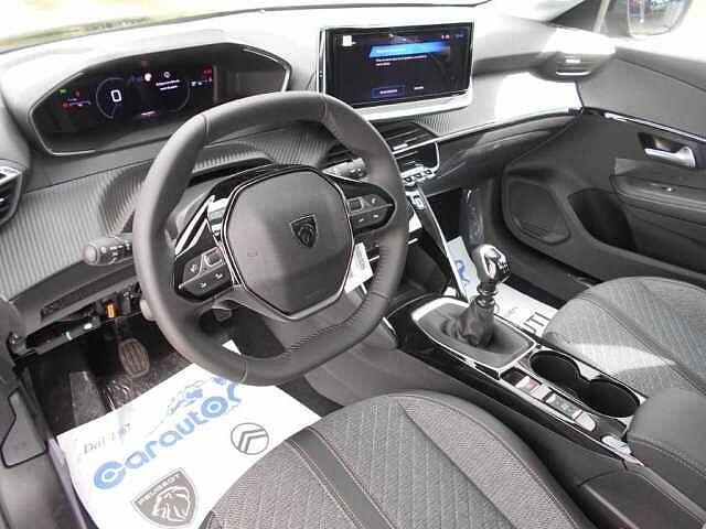 Peugeot 208 100 5p Allure NAV Fin 9Perfet