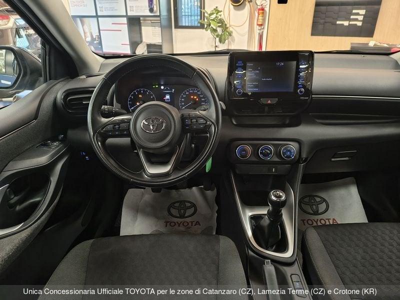 Toyota Yaris 1.0 5 porte Active