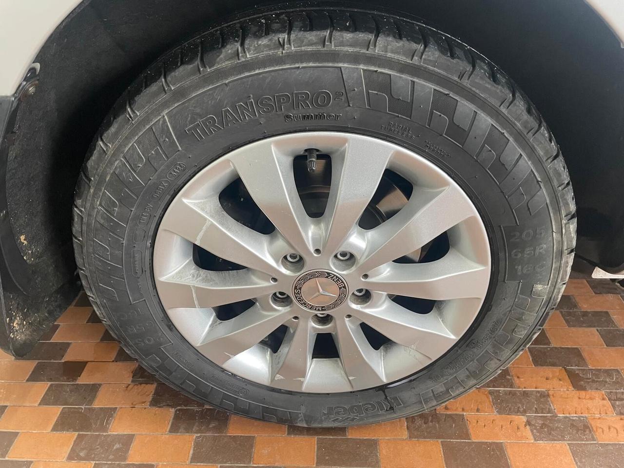 Mercedes-benz Vito 2.2 116 CDI Tourer