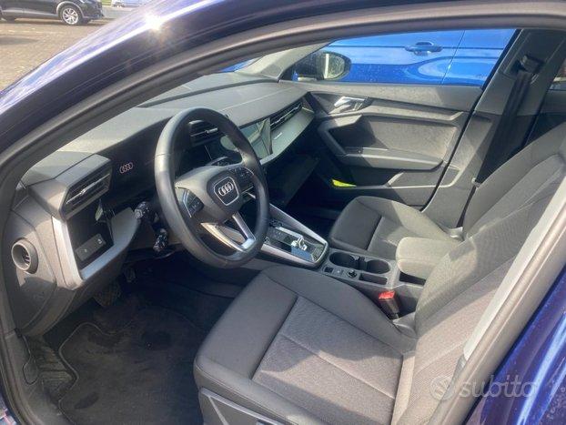 AUDI A3 SPB 35 TDI s tronic Business Advanced