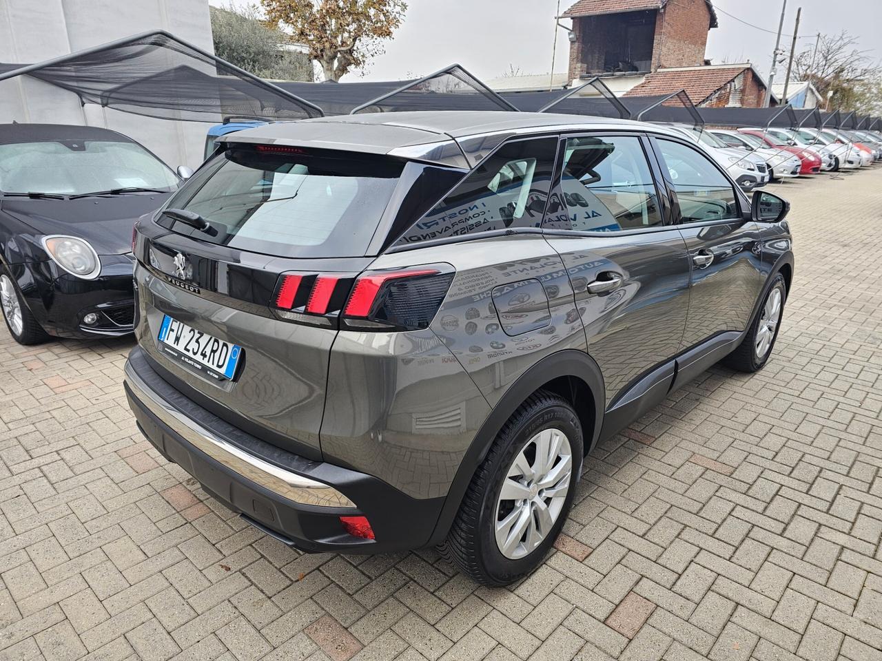 Peugeot 3008 BlueHDi 130 S&S Business