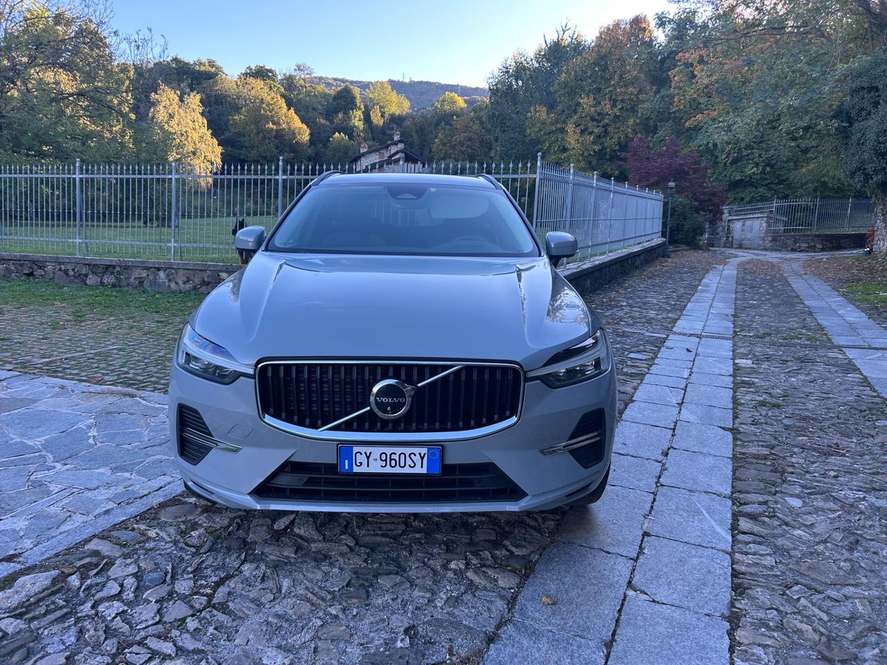 Volvo XC60 B5 AWD Hibrid automatico Core