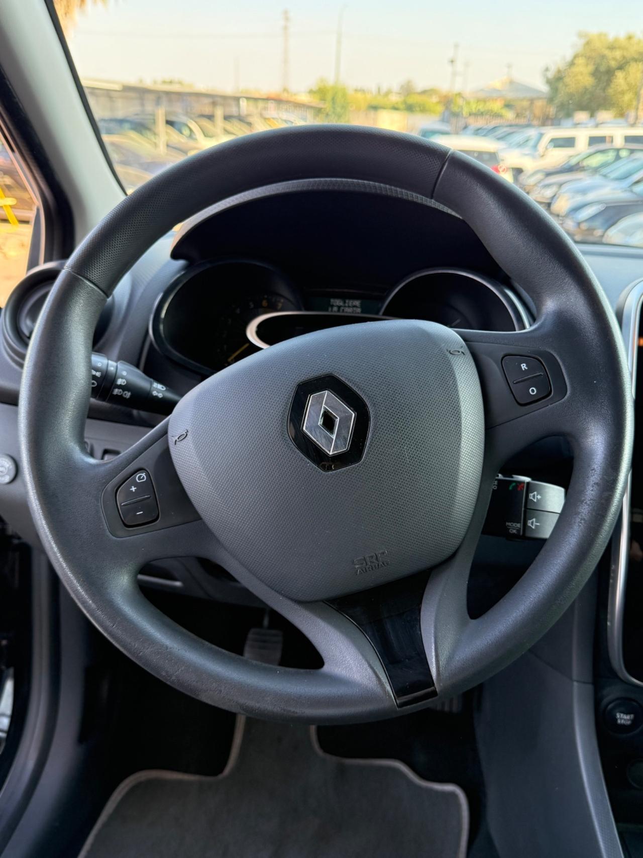 Renault Clio 1.2 75CV GPL 100.000km