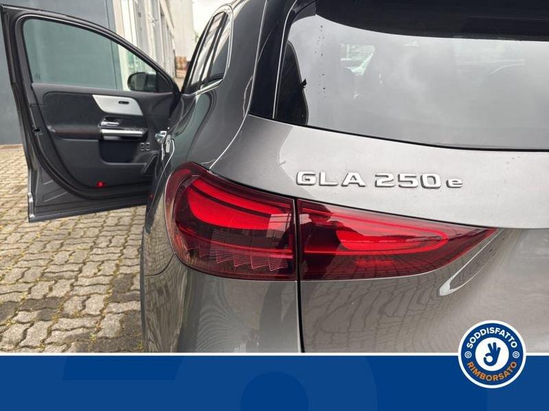 Mercedes-Benz GLA 250 E PLUG-IN HYBRID AUTOMATIC AMG line ADVANCED PLUS