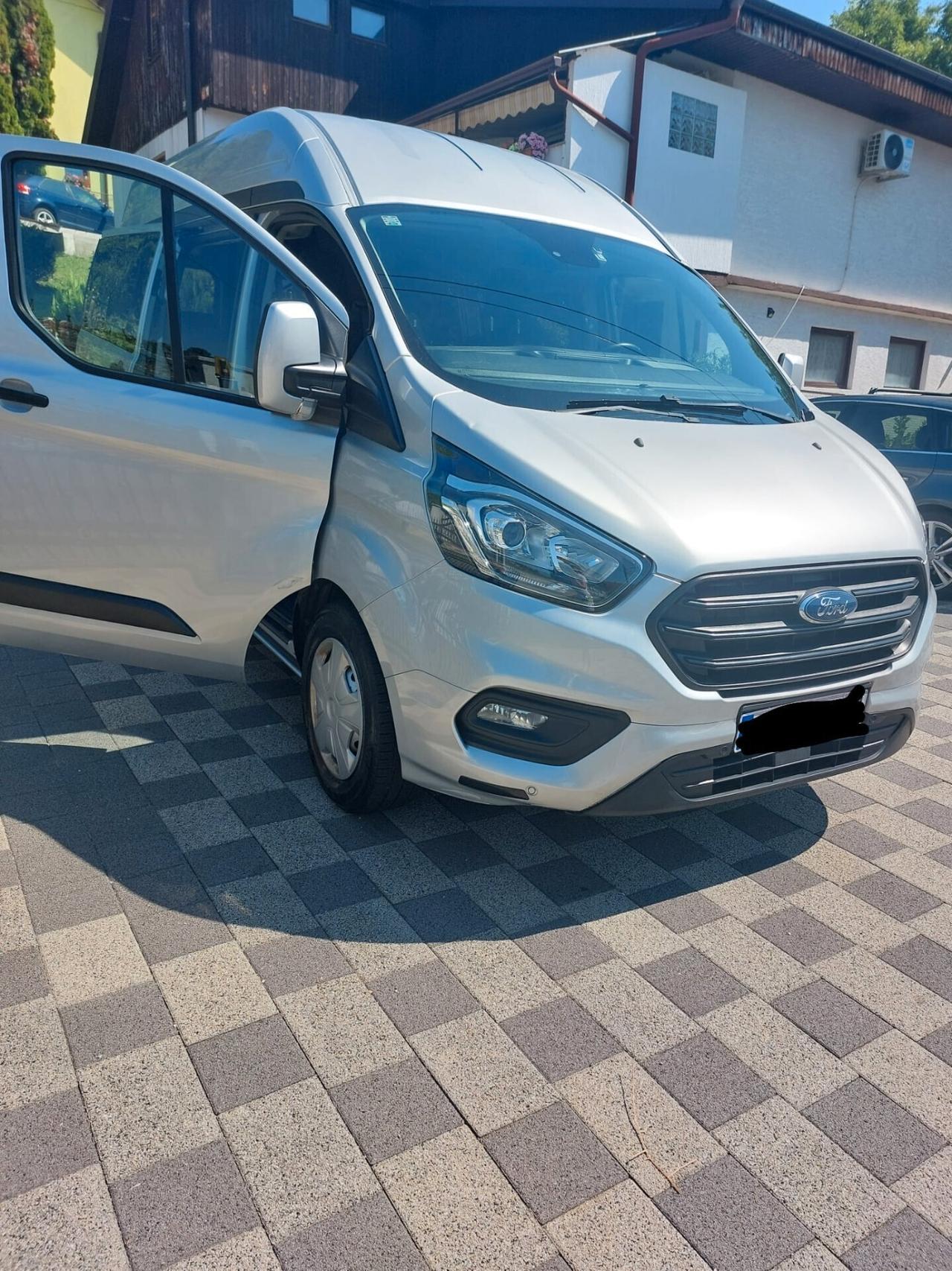 Ford Tourneo Custom Tourneo Custom 320 2.0 EcoBlue 130CV PC Trend