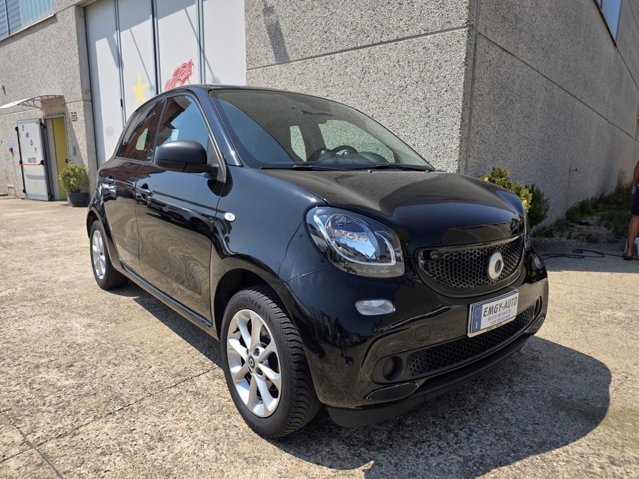 Smart ForFour 71CV,, 1.0b. AUTOMATICO solo 53.000km.