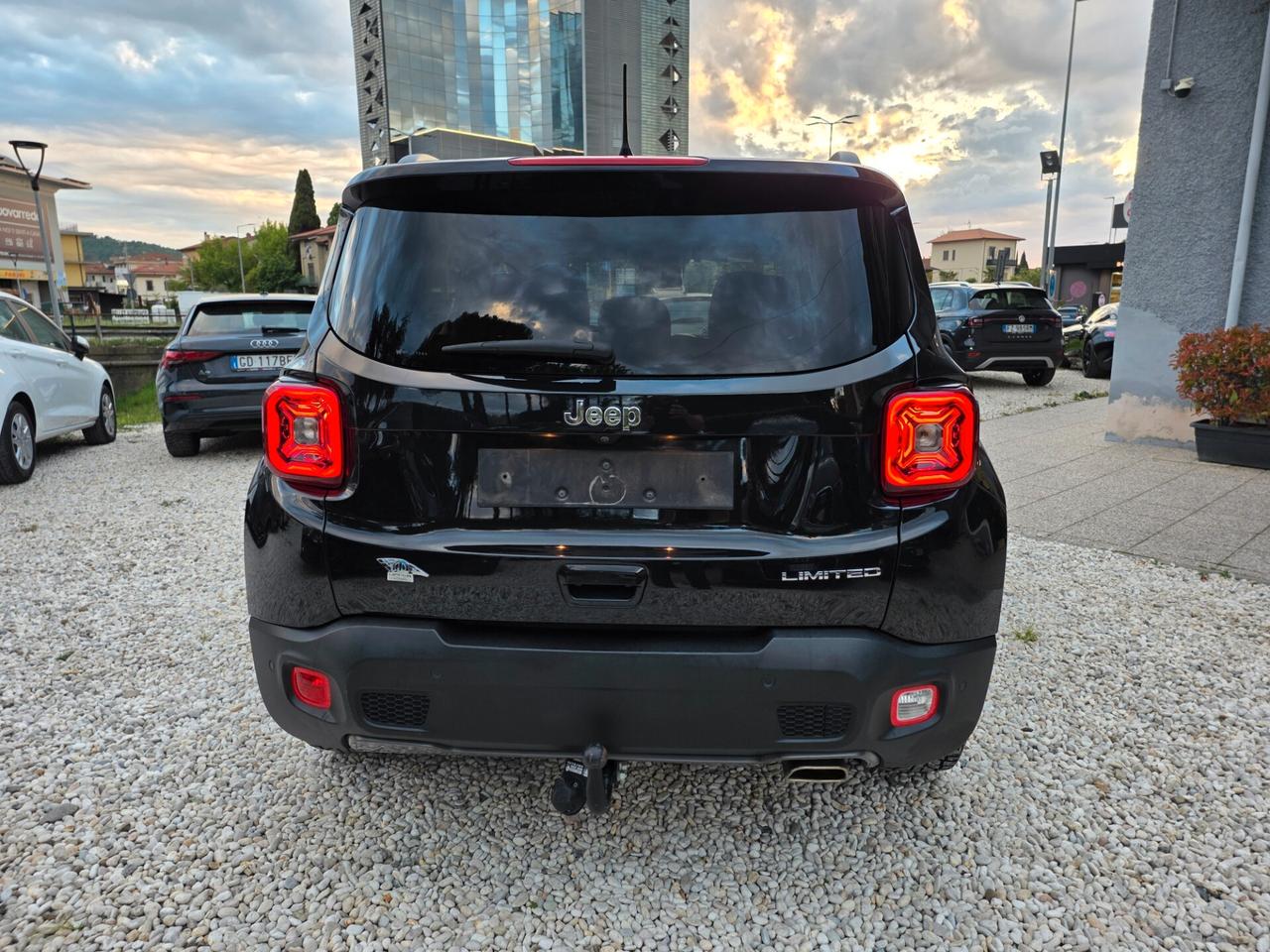 Jeep Renegade 1.3 T4 DDCT Limited