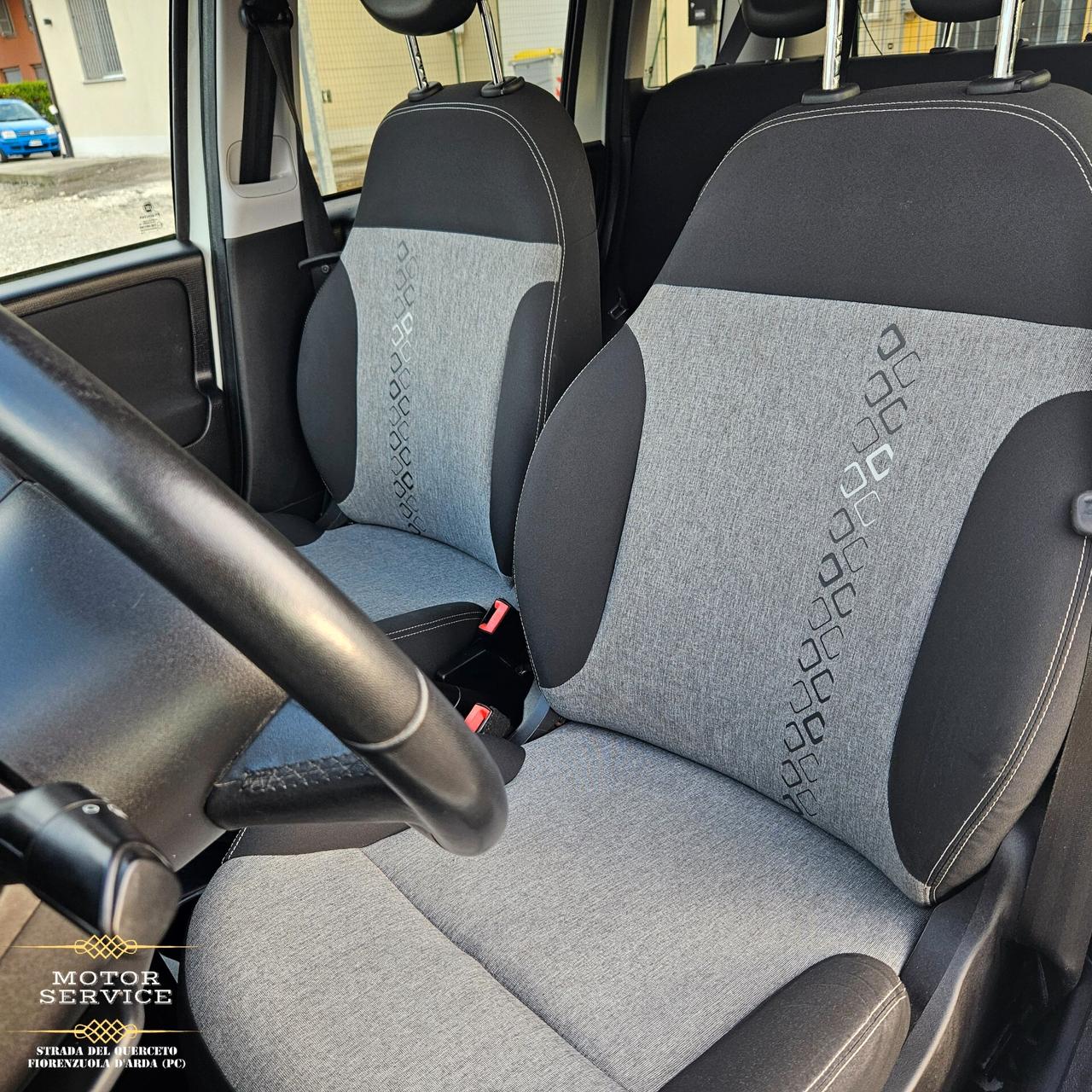 Fiat Panda 1.2 Lounge NEOPATENTATI DA 100€ MESE