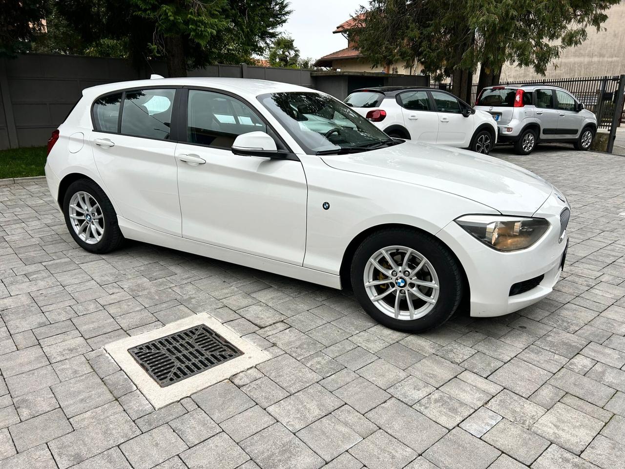 Bmw 116 116d 5p. Urban