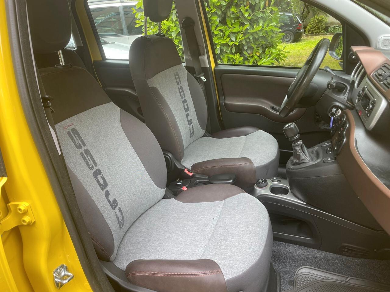 FIAT PANDA CROSS 4x4 0.9 TWINAIR 90CV - GANCIO TRAINO
