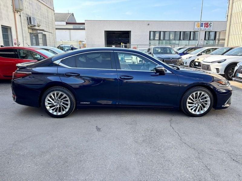 Lexus ES 300h Luxury