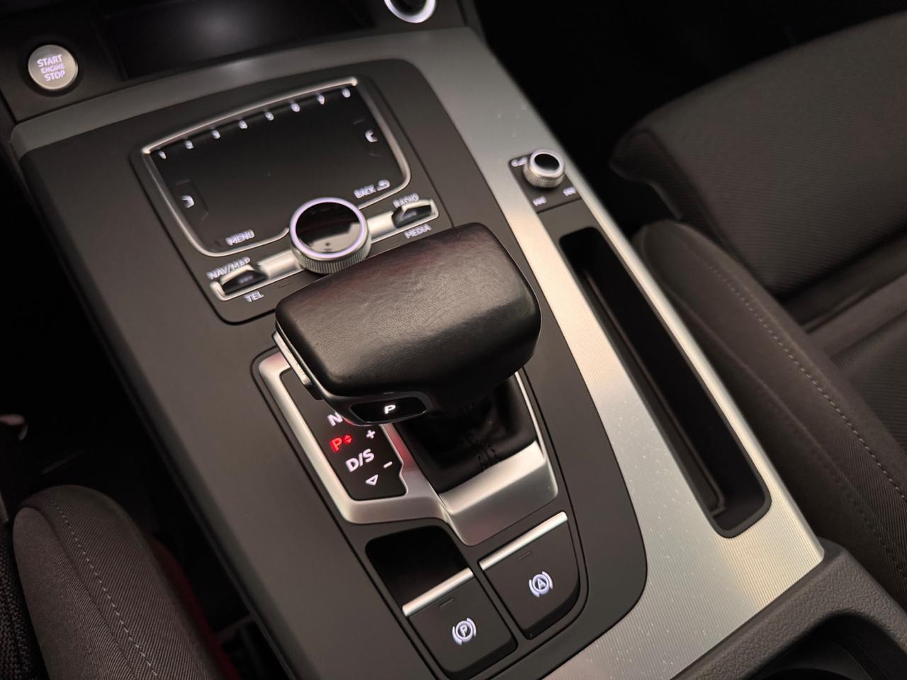 Audi Q5 2.0 TDI quattro S tronic Sport Matrix Luci Multicolor