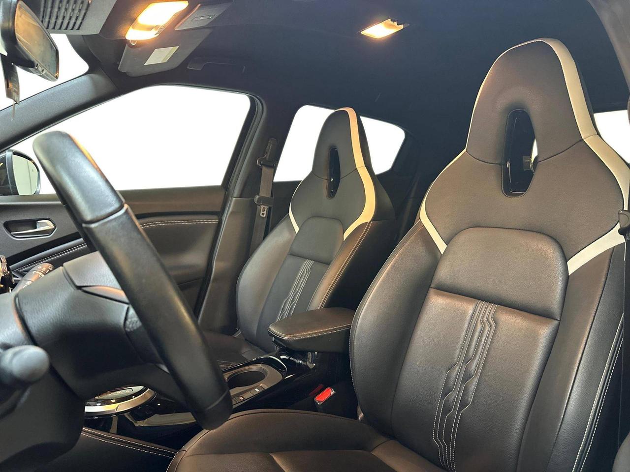 Nissan Juke 1.6 hev N-Connecta