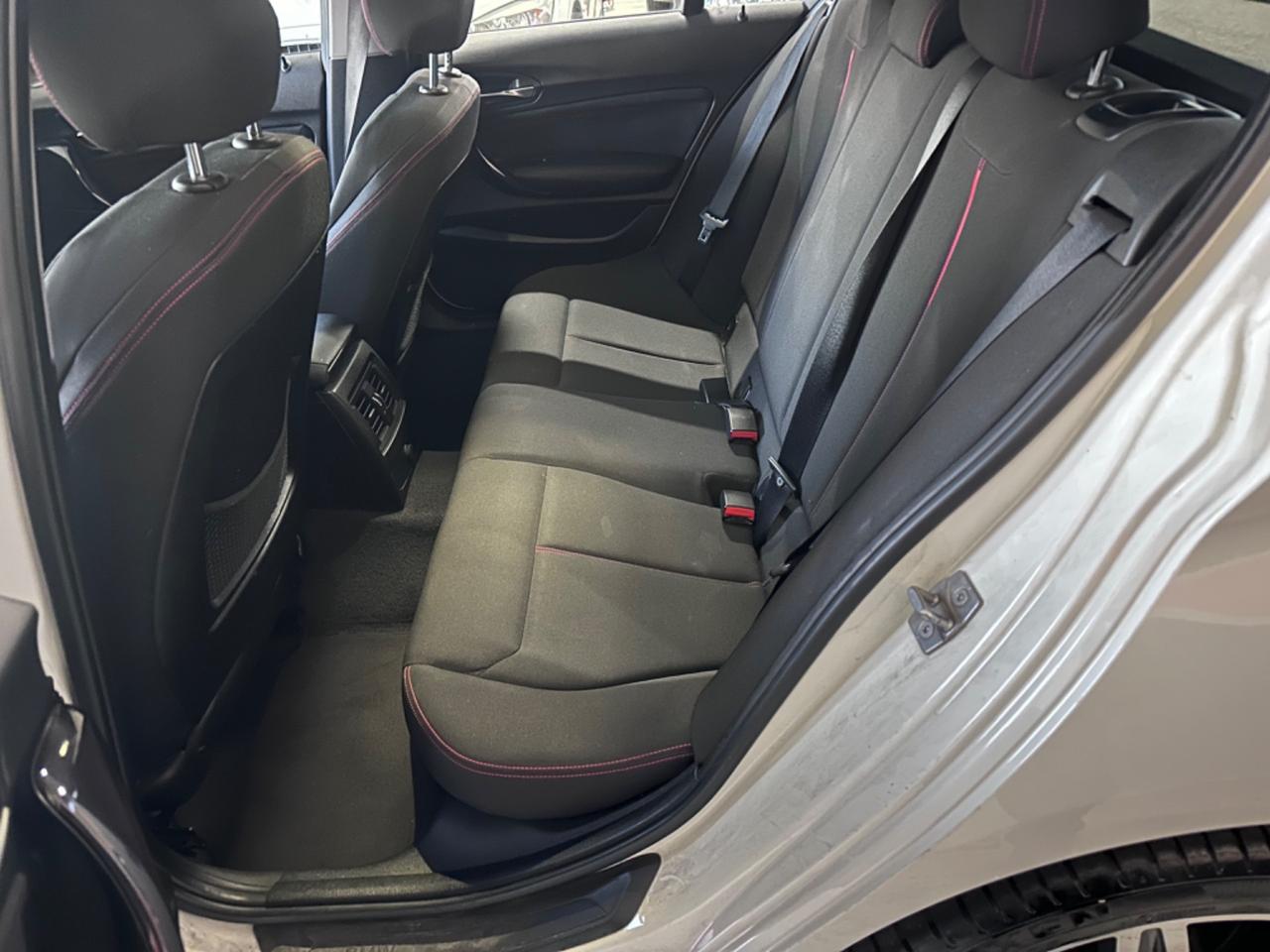 Bmw 116 116d 5p. Sport