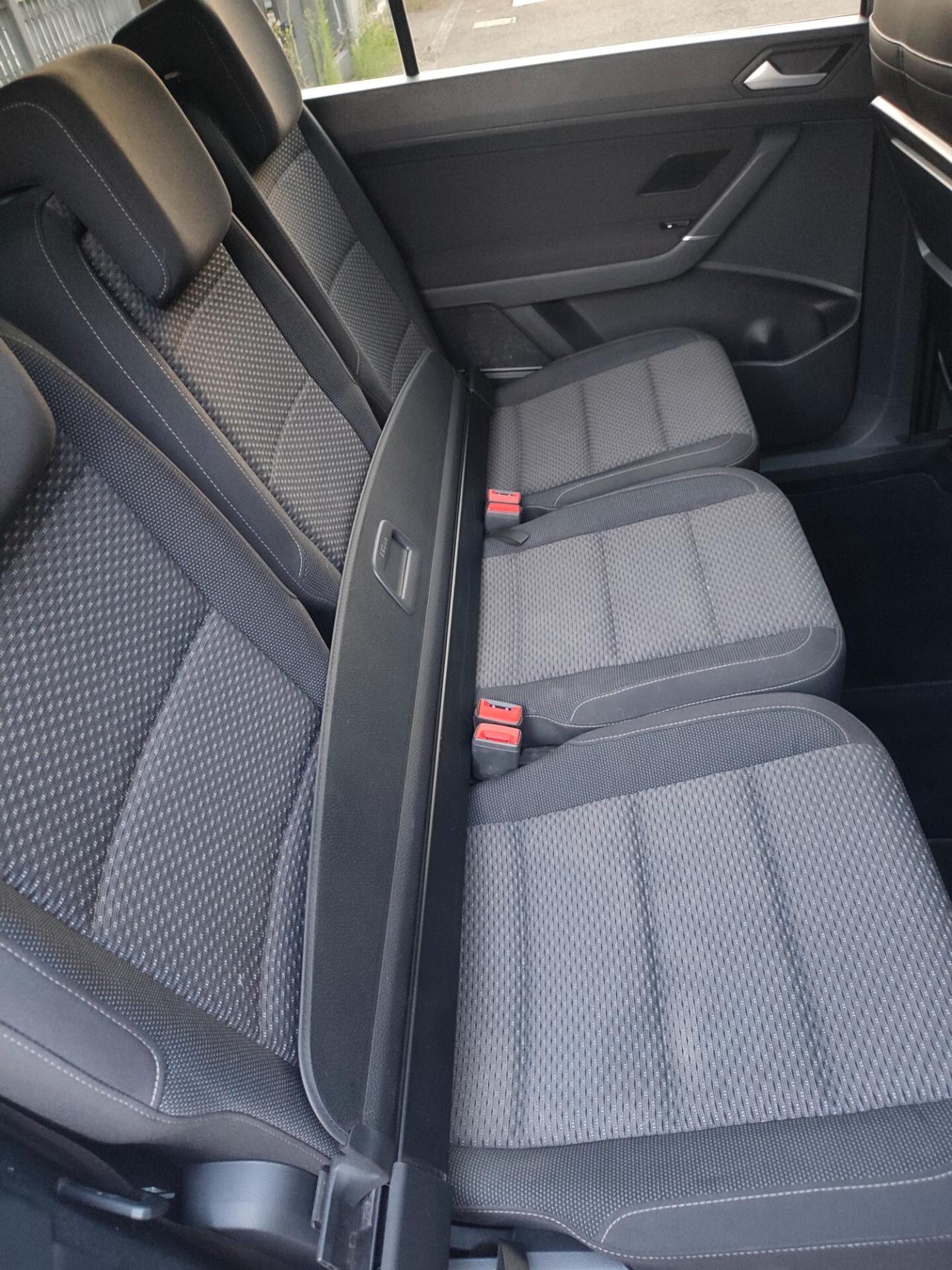 VOLKSWAGEN TOURAN 2018 DIESEL 7POSTI EURO6 POCHI KM NUOVA