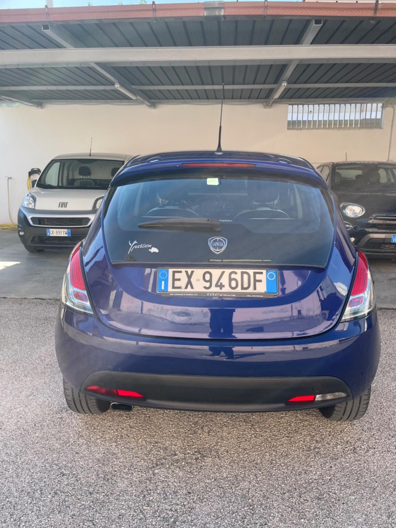 Lancia Ypsilon 1.2 69 CV 5 porte Elefantino