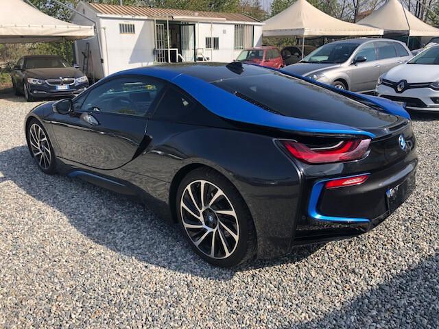 Bmw i8 BMW i8 1.5 IVA ESPOSTA