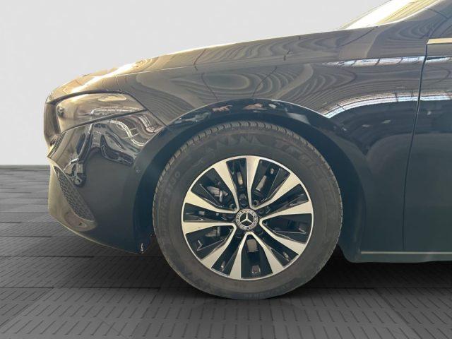 MERCEDES-BENZ A 180 A 180 d Automatic Advanced